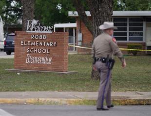 Gunman kills 19 children, 2 adults at Texas elementary school