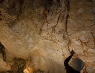 Race to save undersea Stone Age cave art masterpieces
