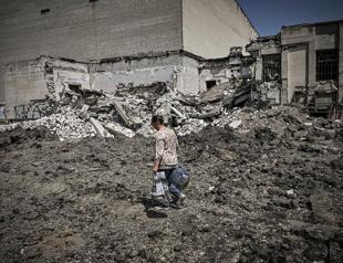 EU leaders ban most Russian oil, as Moscow advances in Donbas