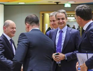 Greek PM complains about Turkey to Scholz after Biden