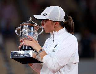French Open champ Swiatek has ‘no expectations’ for Wimbledon