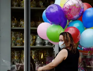 Helium shortage deflates American celebrations