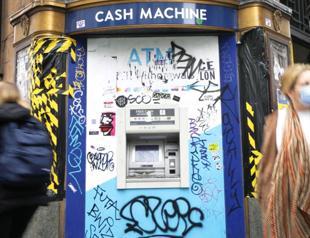 UK economy shrinks for second month in a row