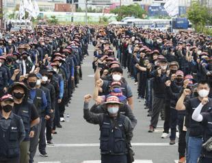 S Korea truckers’ strike has local shocks, not global yet