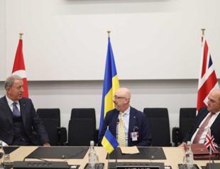 Turkish, British, Ukrainian defense ministers meet in Brussels