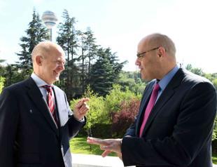 Türkiye, UK two big powers on fringe of Europe: Envoy