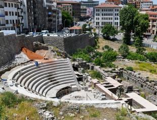 Roman-era artifacts found in archaeology park excavations