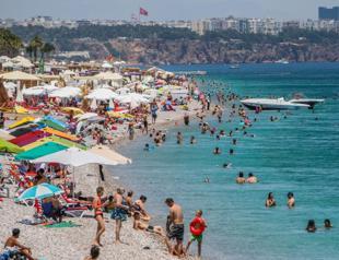 Foreign tourist arrivals in Antalya rose 133 pct in June