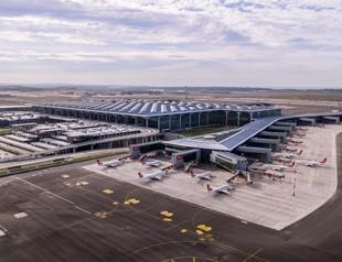 Passenger traffic at airports up 87 percent in six months