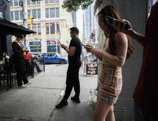 Canada police, banks and consumers hit by major network outage