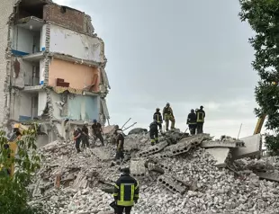 Russian shelling in east Ukraine kills at least a dozen