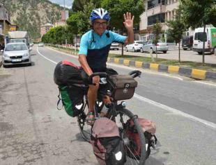 German cyclist reaches northern province en route to Georgia
