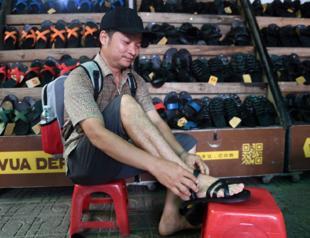 Vietnam’s rubber sandals march on