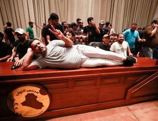 Pro-Sadr protesters storm Iraqi parliament in fortified Green Zone