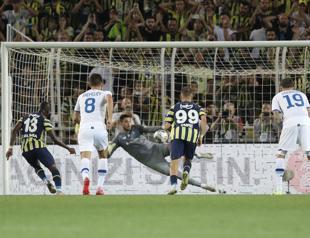 Ukrainian club knocks Fenerbahçe out of Champions League
