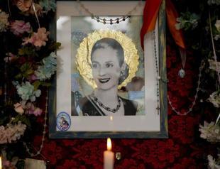 Argentines yearn for Evita, 70 years after her death