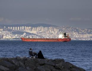 Ukraine says Syrian ship docks in Lebanon with stolen grain