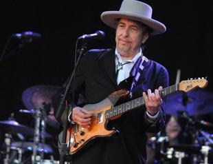 Bob Dylan accuser drops sex abuse lawsuit