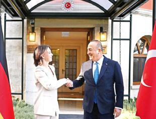 Germany must be impartial in disputes with Greece: FM