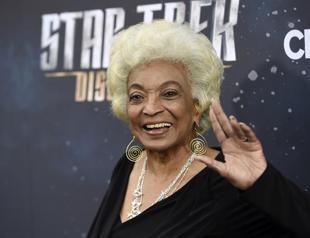 Nichelle Nichols, Uhura of ’Star Trek’ fame, dies at 89