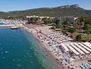 Resort town Antalya reaches 2019 tourist numbers