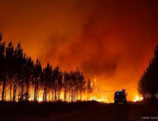 Firefighters combat major wildfire in southwestern France