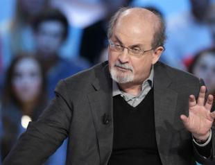 Salman Rushdie on ventilator after stabbing