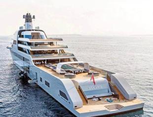 Abramovich anchors superyachts worth $1.2 bln in Türkiye