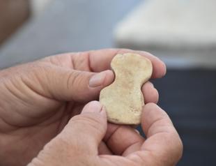 Marble idol found in İzmir