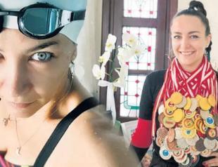 Singer back to monofin swimming after 12 years