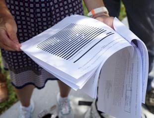 FBI: Trump mixed top secret docs with magazines, other items