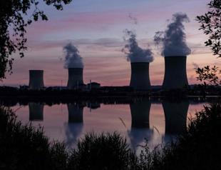 Energy crisis pushes nuclear comeback worldwide