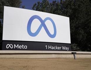 Facebook settles Cambridge Analytica privacy suit