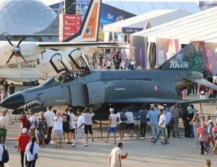 Türkiye’s new unmanned fighter aircraft ‘Kızılelma’ exhibited at Teknofest