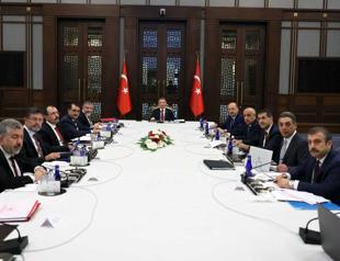 Board discusses medium-term program