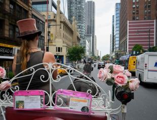 End of the road for New York’s horse-drawn carriages