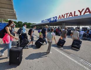 Antalya expects 12 million tourists this year