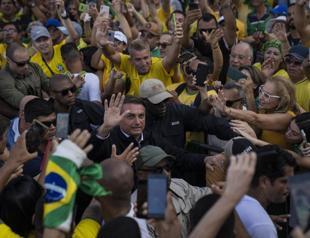 Bolsonaro turns Brazil’s bicentennial into campaign rally