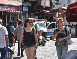 Bulgarian shoppers influx lures businesses to Edirne