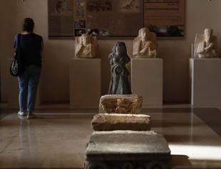Ministries working to retrieve smuggled Syrian artifacts