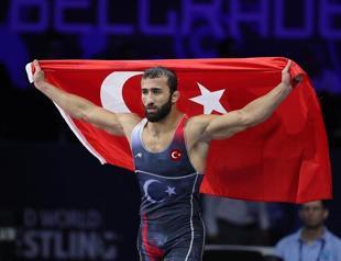 Turkish wrestler wins world championship