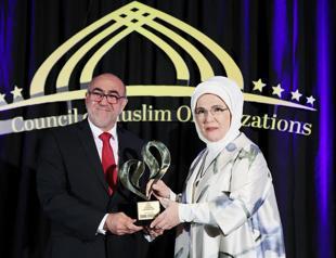 First lady receives Muslim Women Achievements Award