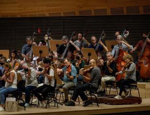 New York Philharmonic fine-tunes new home