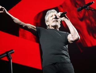 Roger Waters concerts scrapped in Poland over Ukraine row