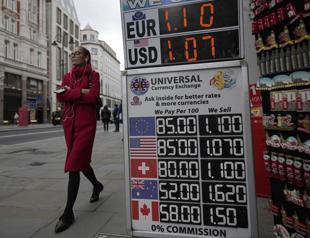 Turmoil roils UK economy