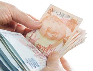 Short-term external debt at $138 billion