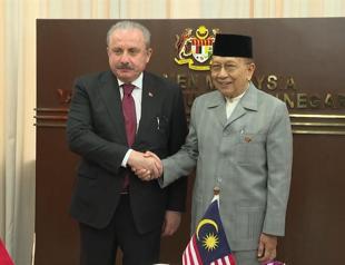Parliament speaker holds high-level talks in Malaysia