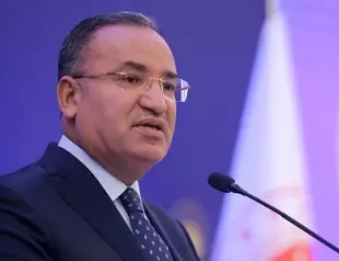 AKP drafts constitutional changes for headscarf freedom