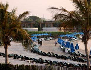 Qatar woos the rich with luxury World Cup