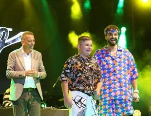 Rapid rise to fame dangerous for children, expert warns